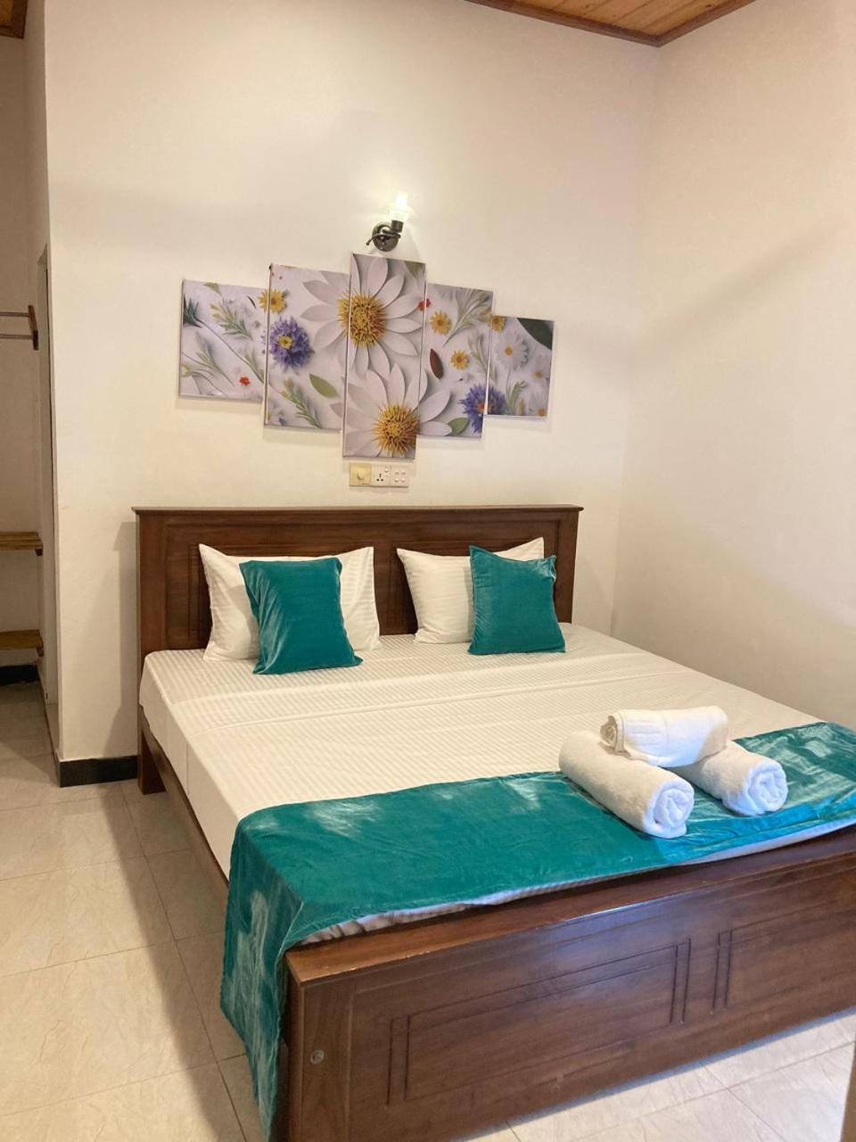 Ceylon Beach Haven Uppuveli Trincomalee Exterior photo